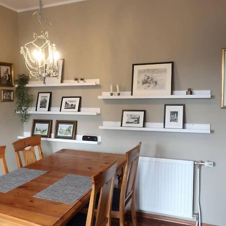 Apartament Warm And Welcoming Flat Downtown Akureyri Zewnętrze zdjęcie