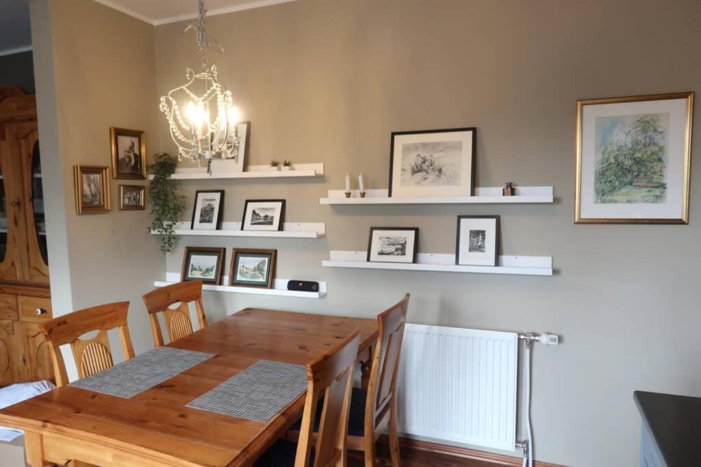 Apartament Warm And Welcoming Flat Downtown Akureyri Zewnętrze zdjęcie